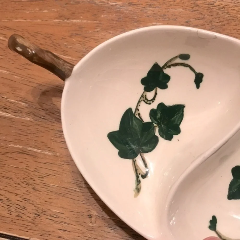 Vintage Metlox Poppytrail Divided Dish California Ivy Pattern Hand Painted 7.5”